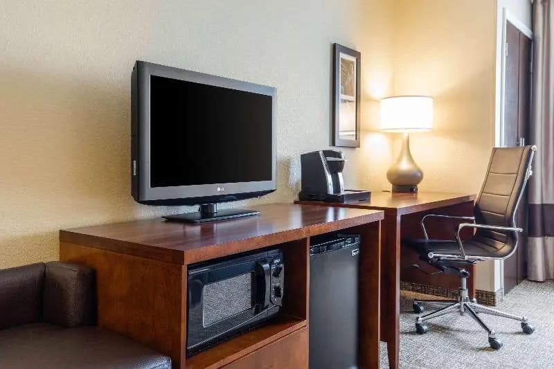 Quadruple Suite