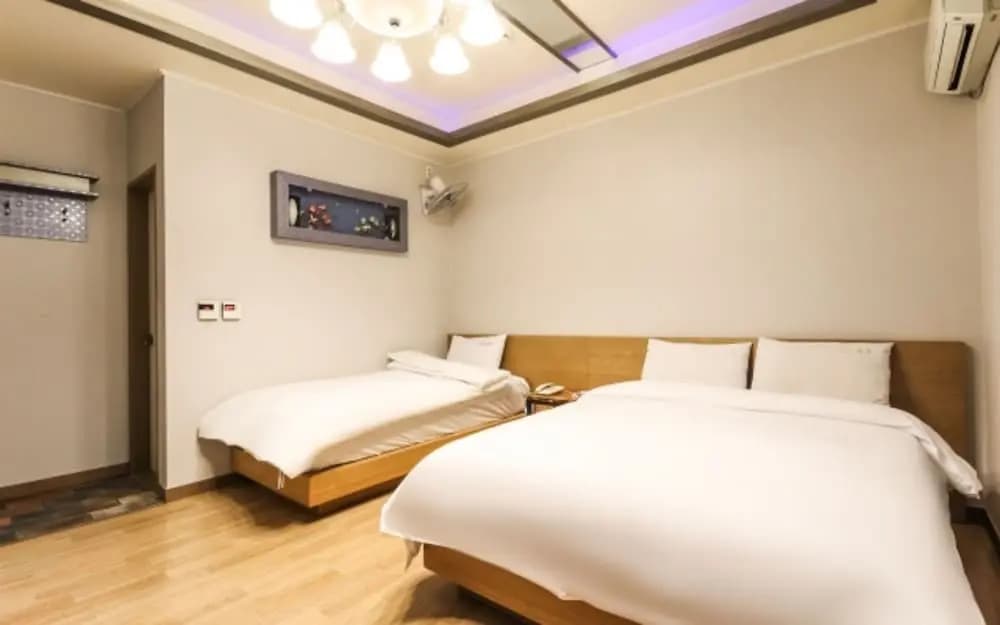 Standard Double room twin beds