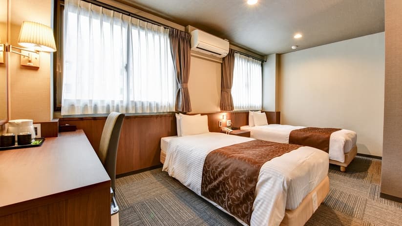 Executive Double room with city view twin beds