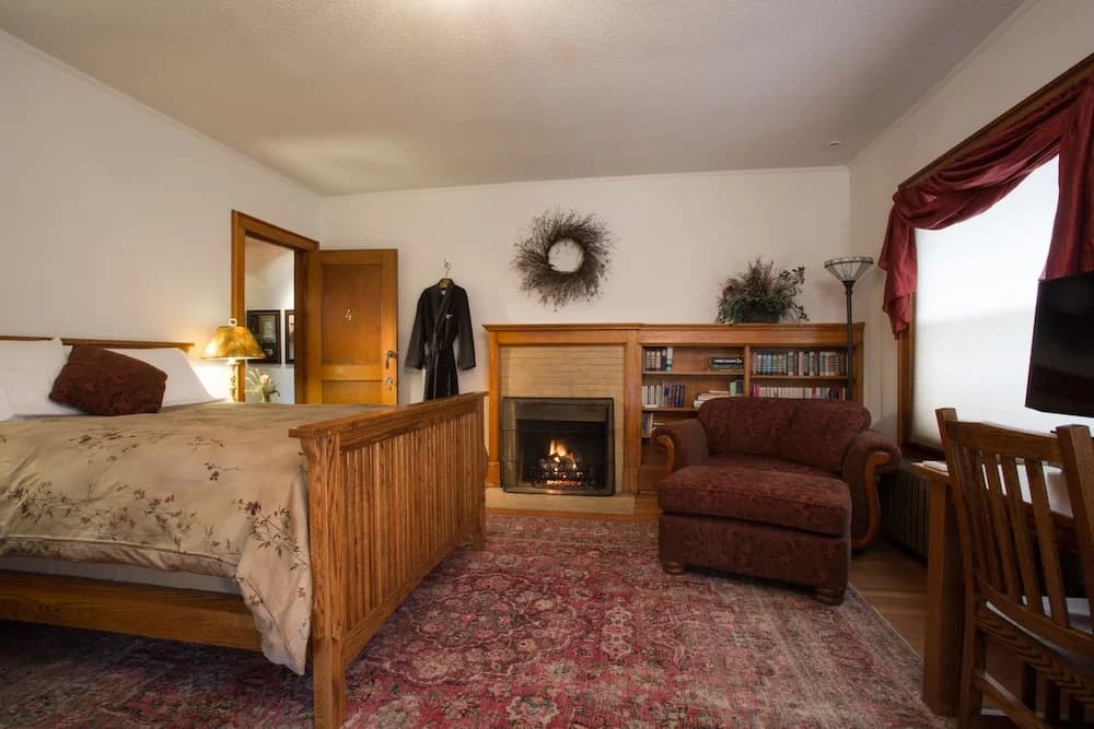 Standard room with balcony