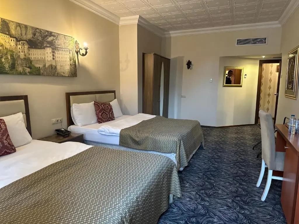 Economy room