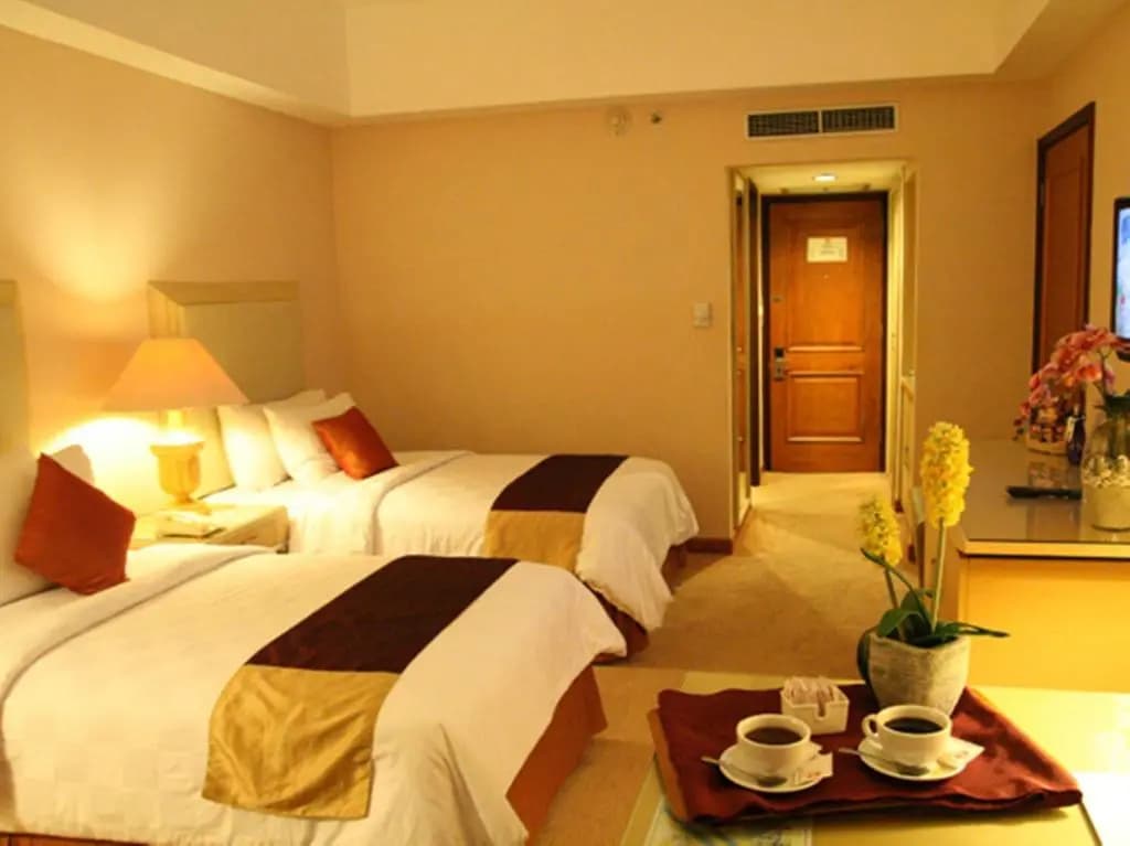 Superior Club room
