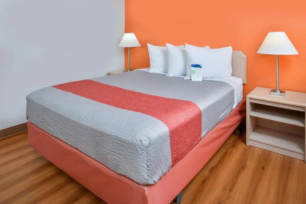 Deluxe Double room full double bed