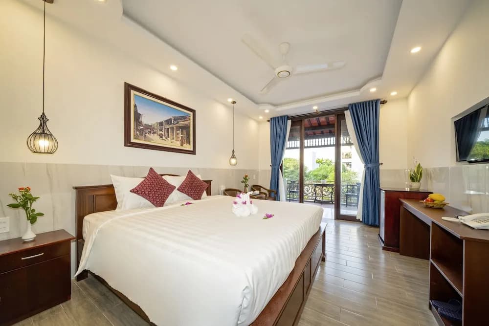 2 Bedrooms Standard Family room
