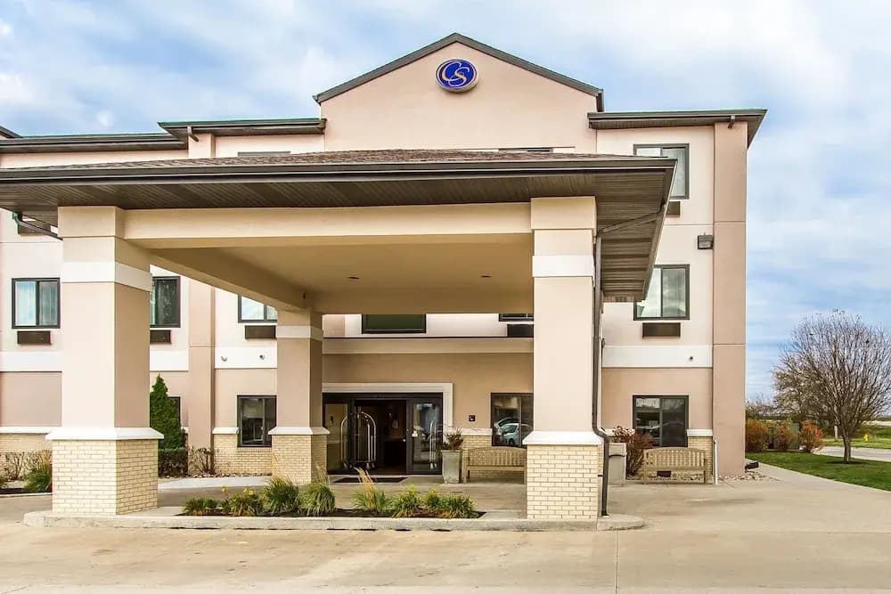 Hotel photo 1