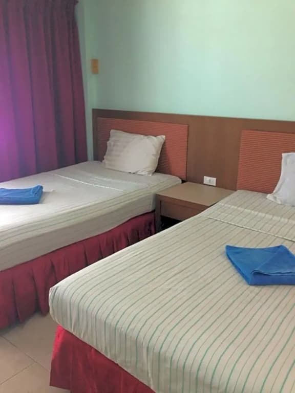 Double room twin beds