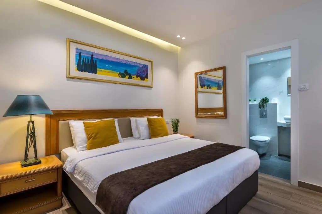 Double room full double bed