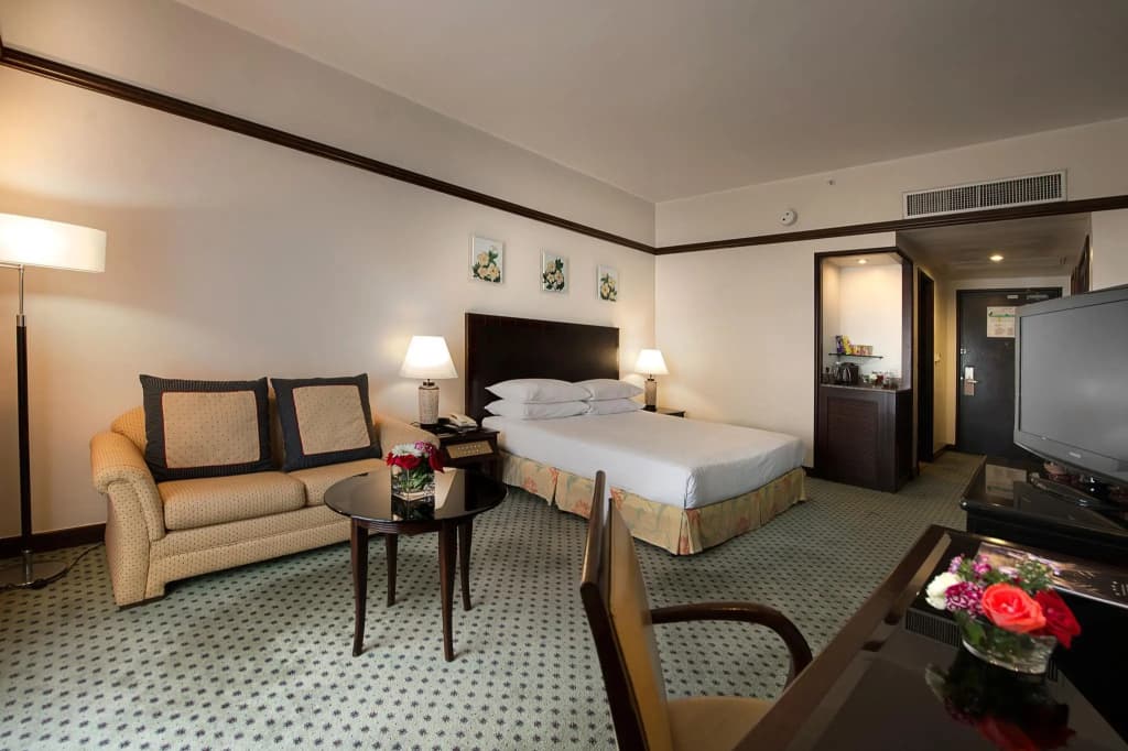 Deluxe Double room with balcony and with ocean view full double bed