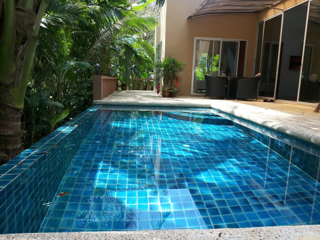 4 Bedrooms Villa