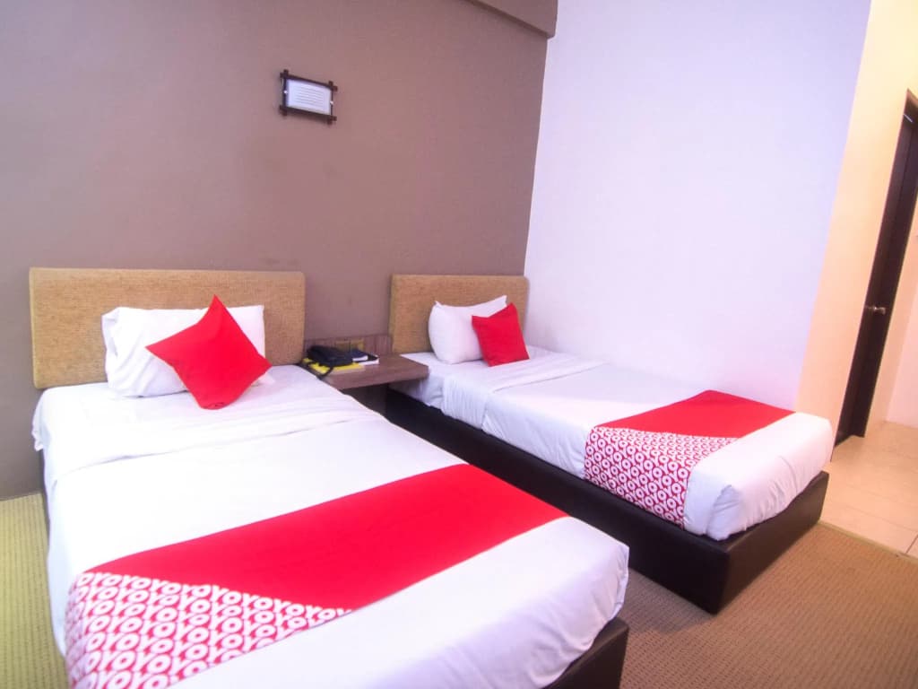Deluxe Double room twin beds