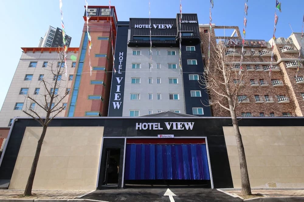 Hotel photo 1