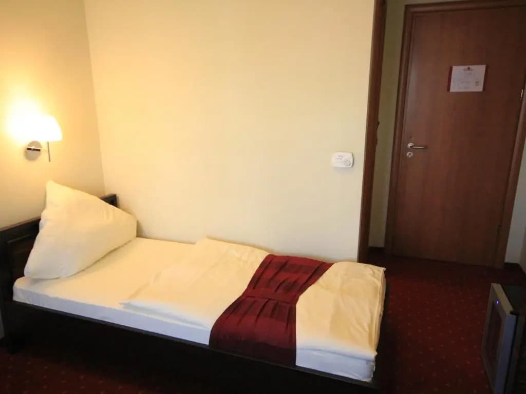 Deluxe Double room twin beds