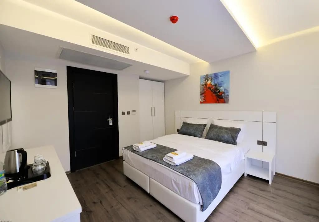 Standard Single room with city view