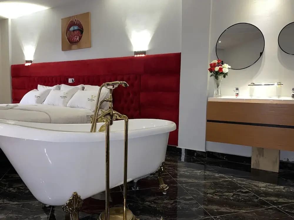 Hotel photo 9