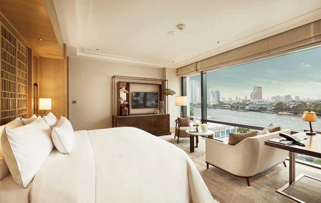 Premier Double room with river view full double bed