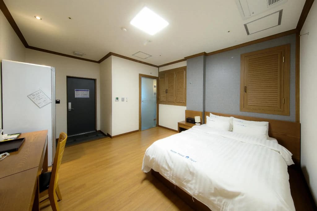 Standard Double room full double bed