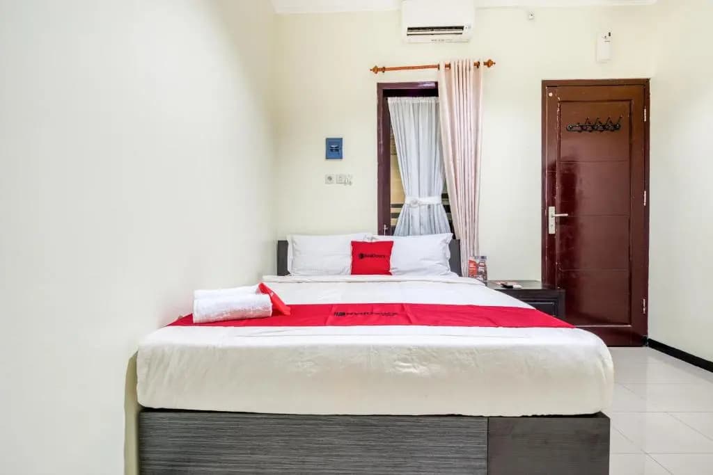 Economy Double room full double bed