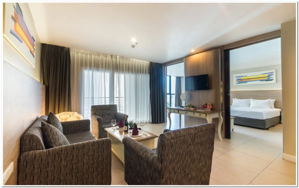 Hotel photo 1