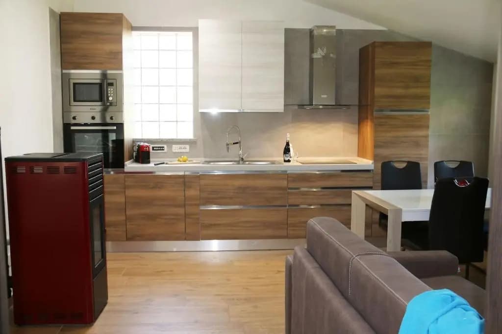 2 Bedrooms Cottage