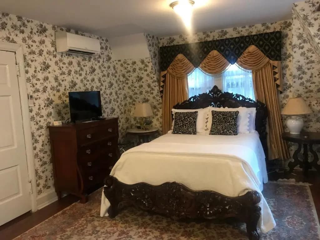 Deluxe Double room twin beds