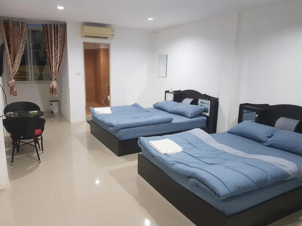 Standard Double room twin beds