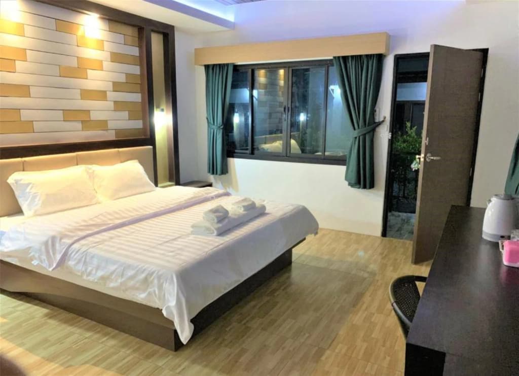 Hotel photo 2