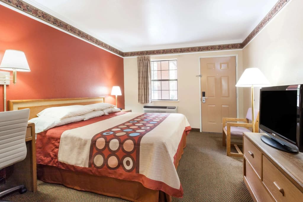 Hotel photo 1