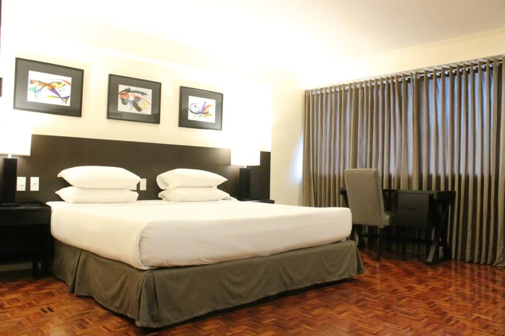 3 Bedrooms Apartment