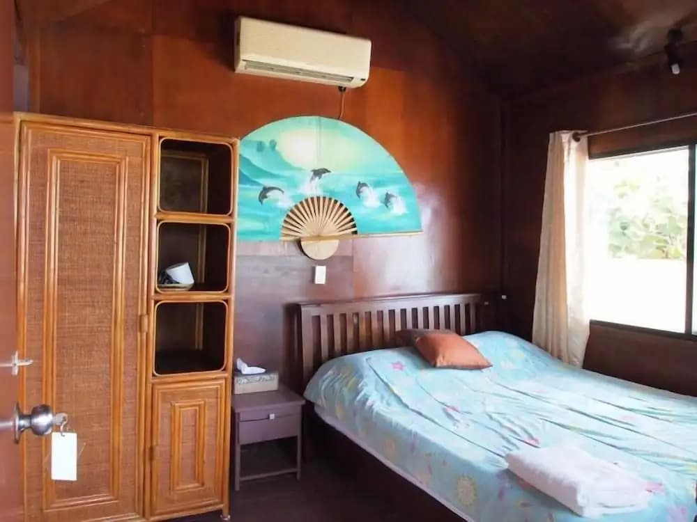 Standard Double Bungalow with balcony and beachfront full double bed