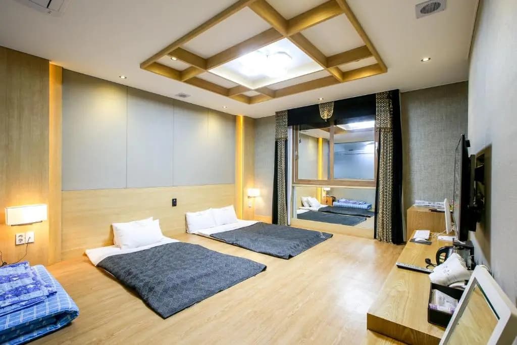Standard Family room