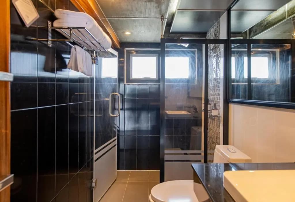 2 Bedrooms Penthouse