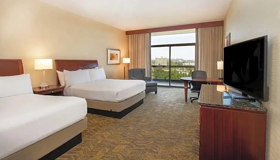 Large Quadruple room with balcony