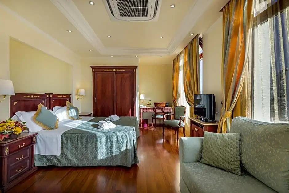 Superior room Panorama