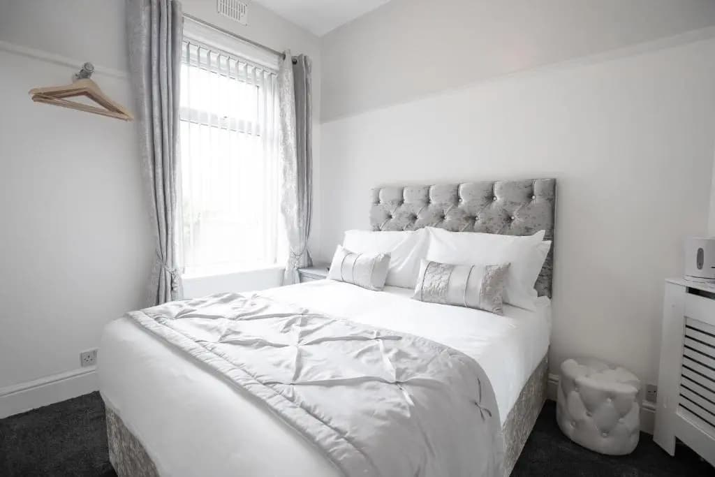 Deluxe Double room full double bed