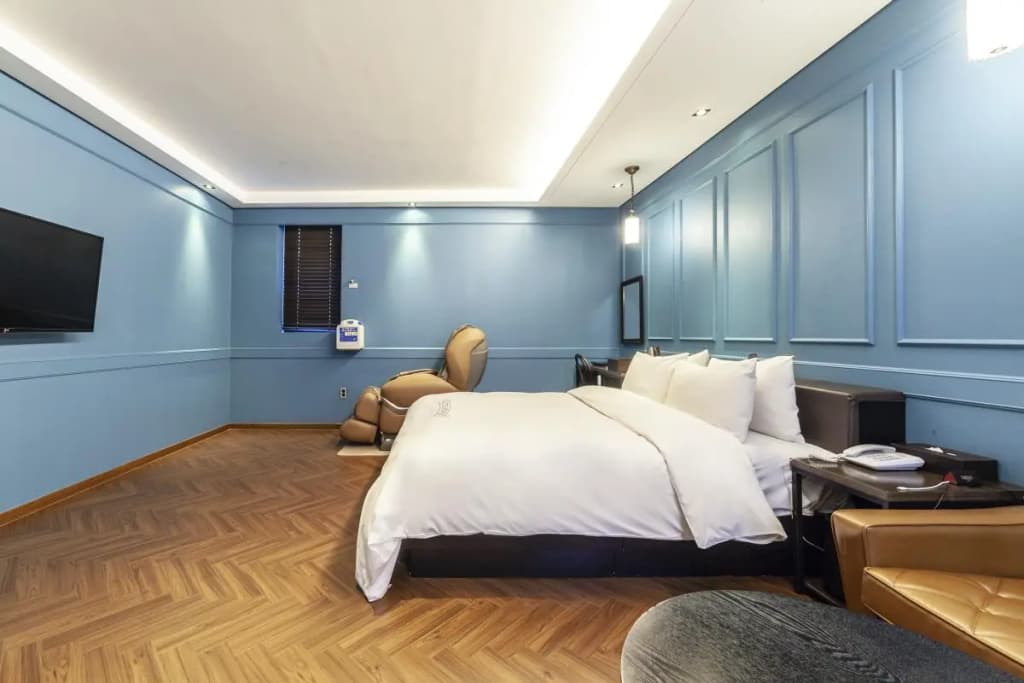 Premium Double room full double bed