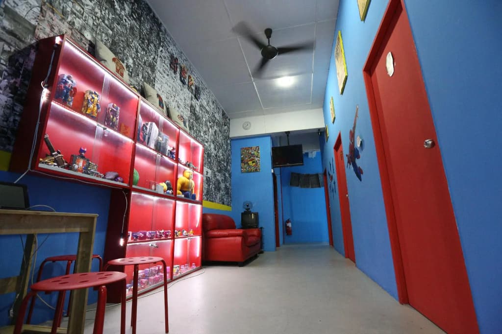 Economy room