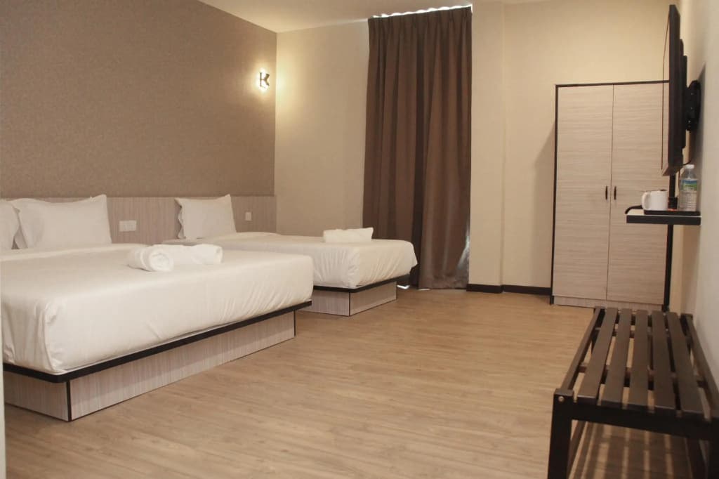 Standard Triple room