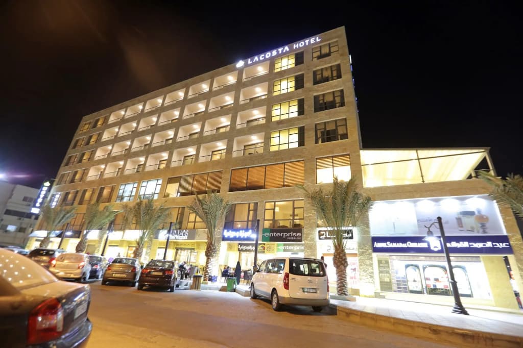 Hotel photo 1