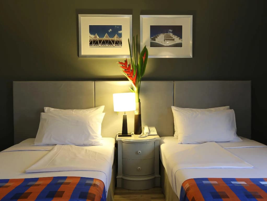 Deluxe Double room twin beds