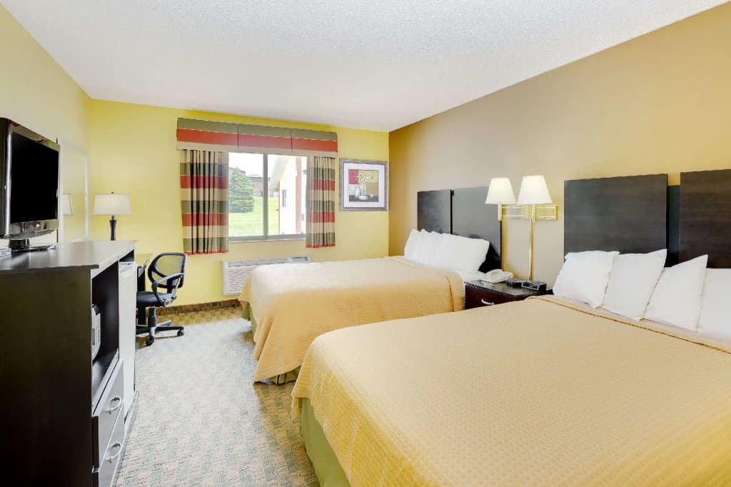 Standard Quadruple room