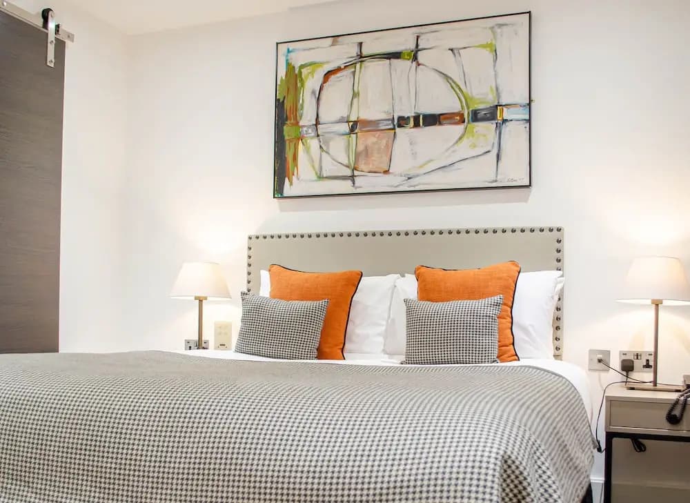 1 Bedroom Suite