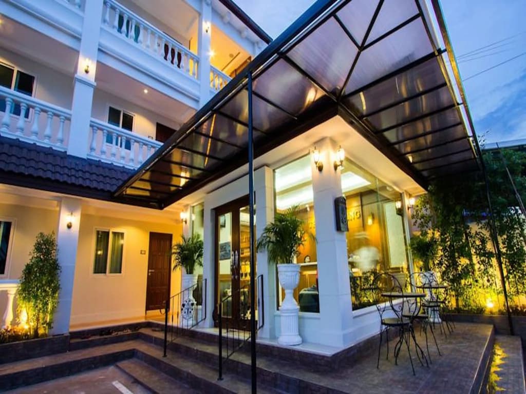 Hotel photo 1