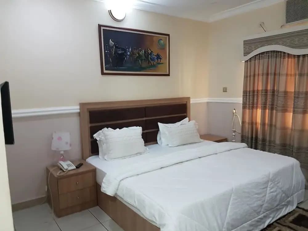 1 Bedroom Executive Suite with city view