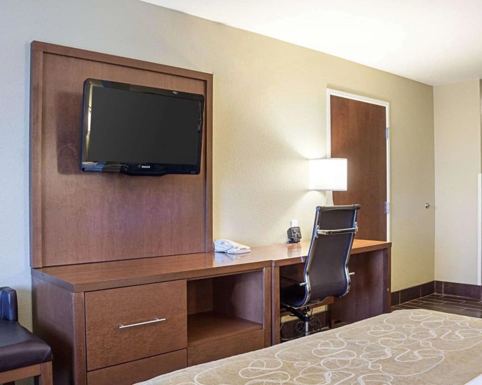 Quadruple Suite