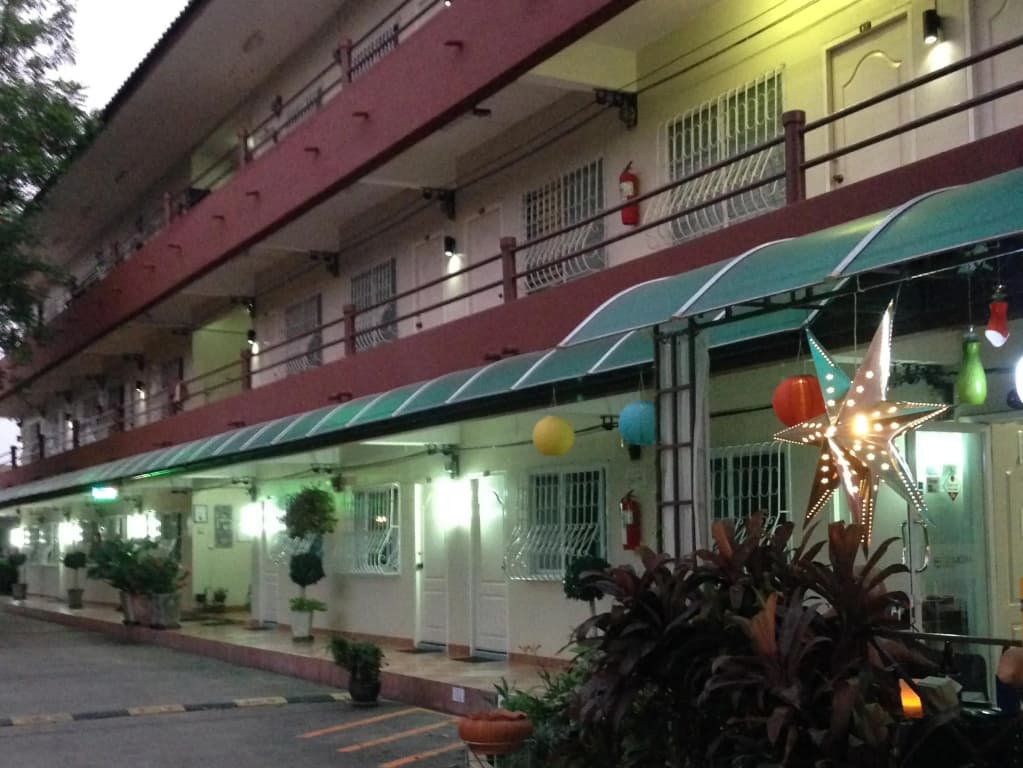 Hotel photo 1