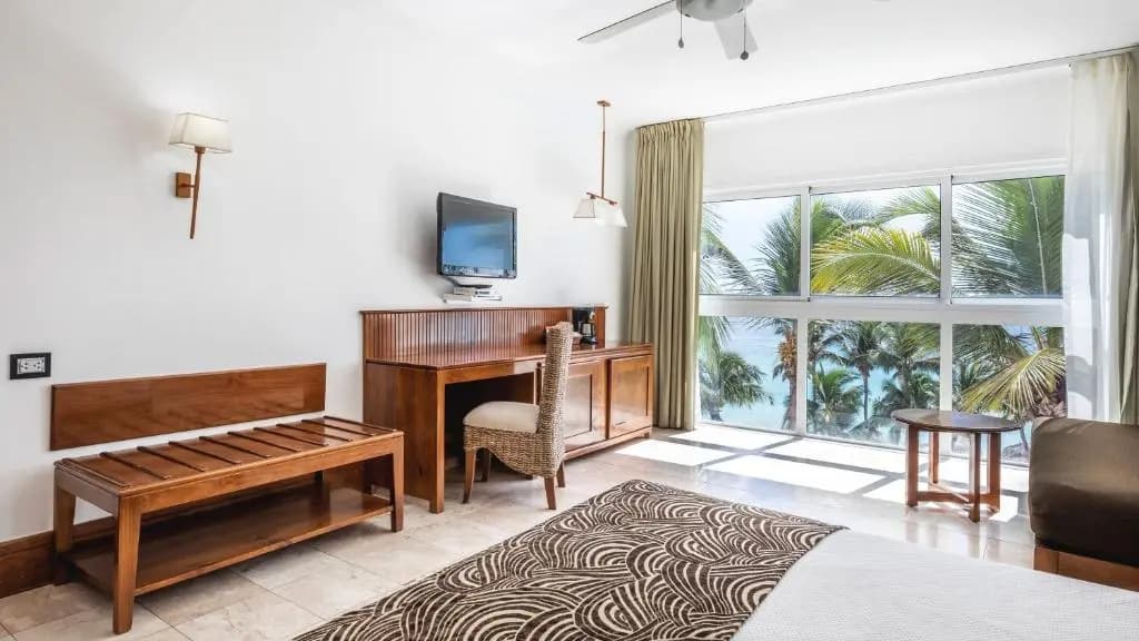 Superior room with ocean view