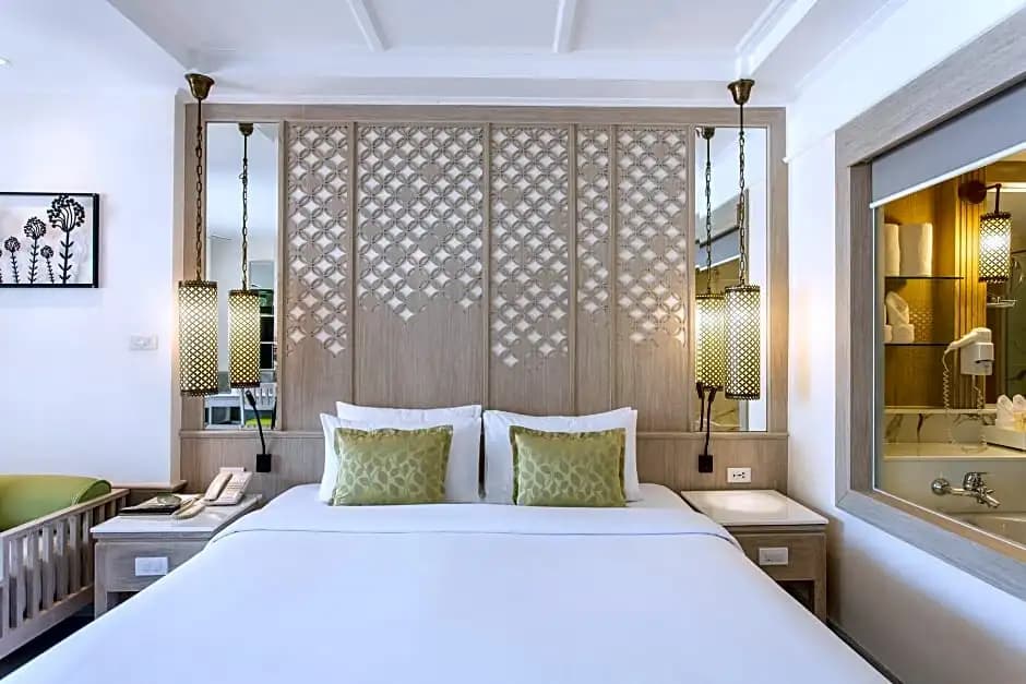 Double Junior Suite with sea view full double bed