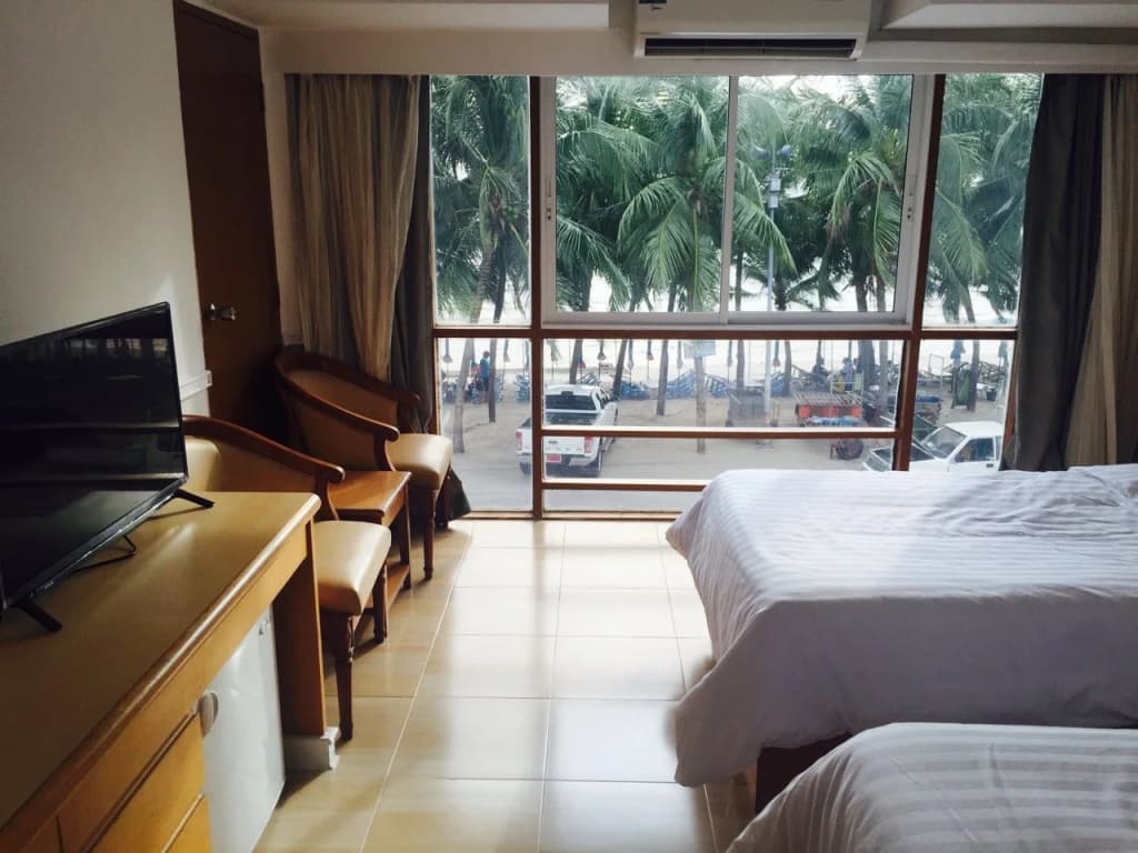 Hotel photo 2