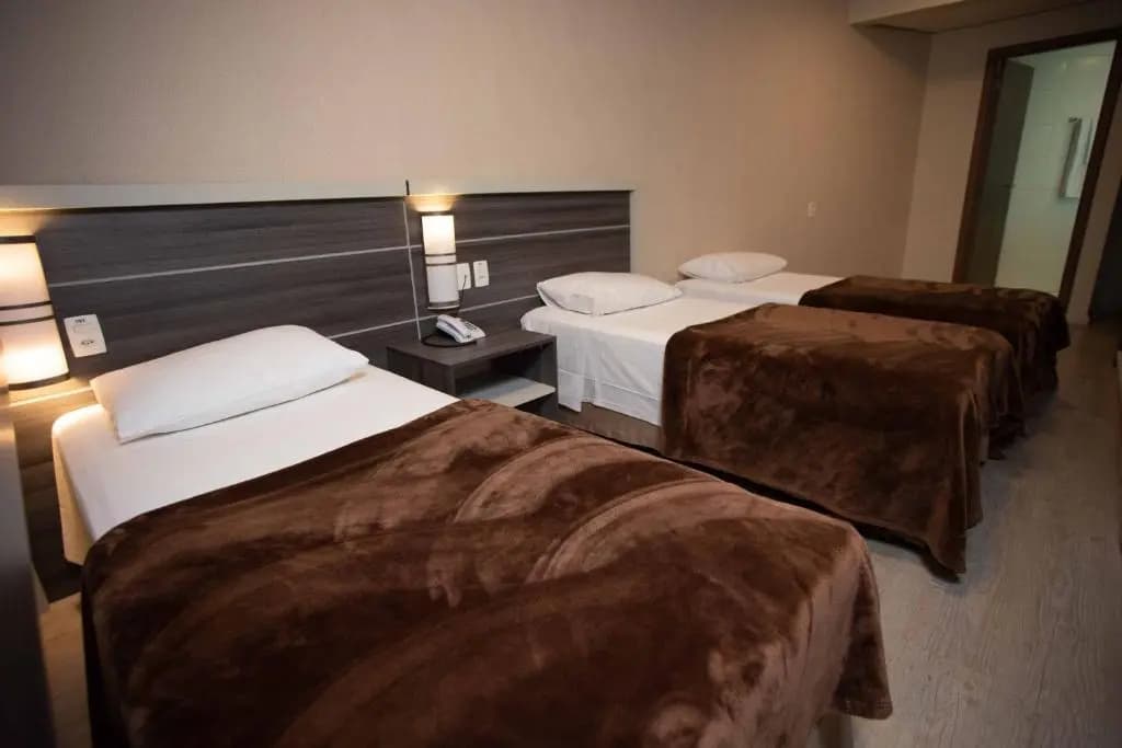 Standard Triple room