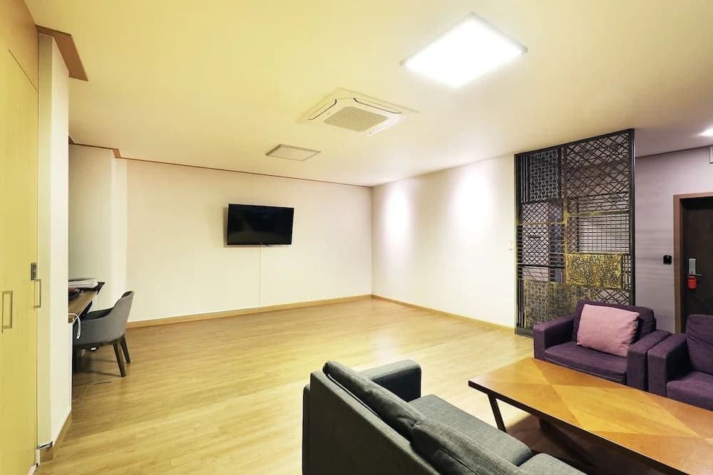 Premium room